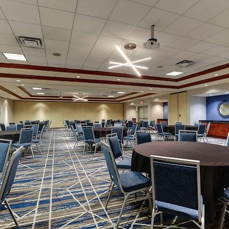 Hilton Garden Inn Indianapolis Airport Плейнфилд Экстерьер фото