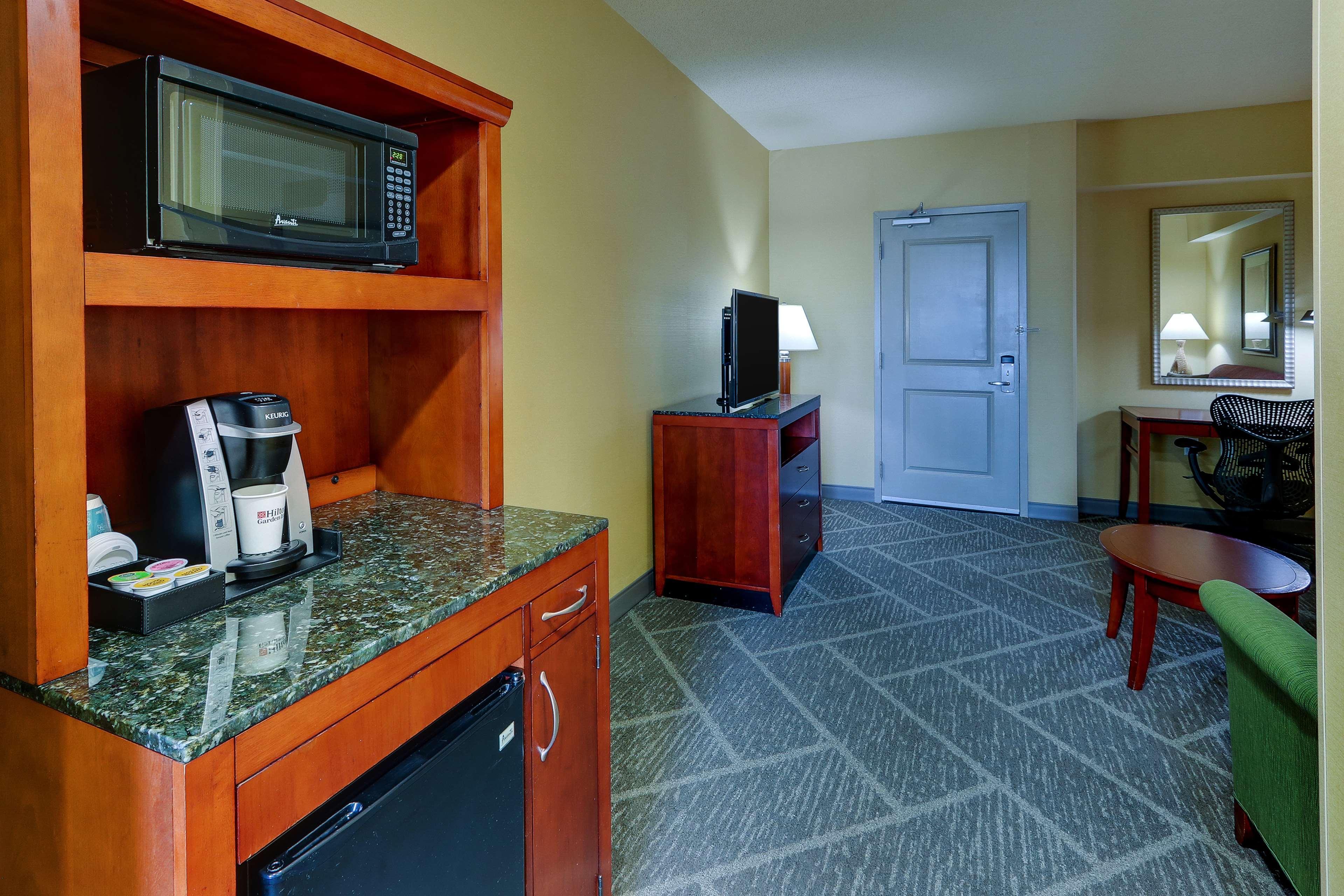 Hilton Garden Inn Indianapolis Airport Плейнфилд Экстерьер фото
